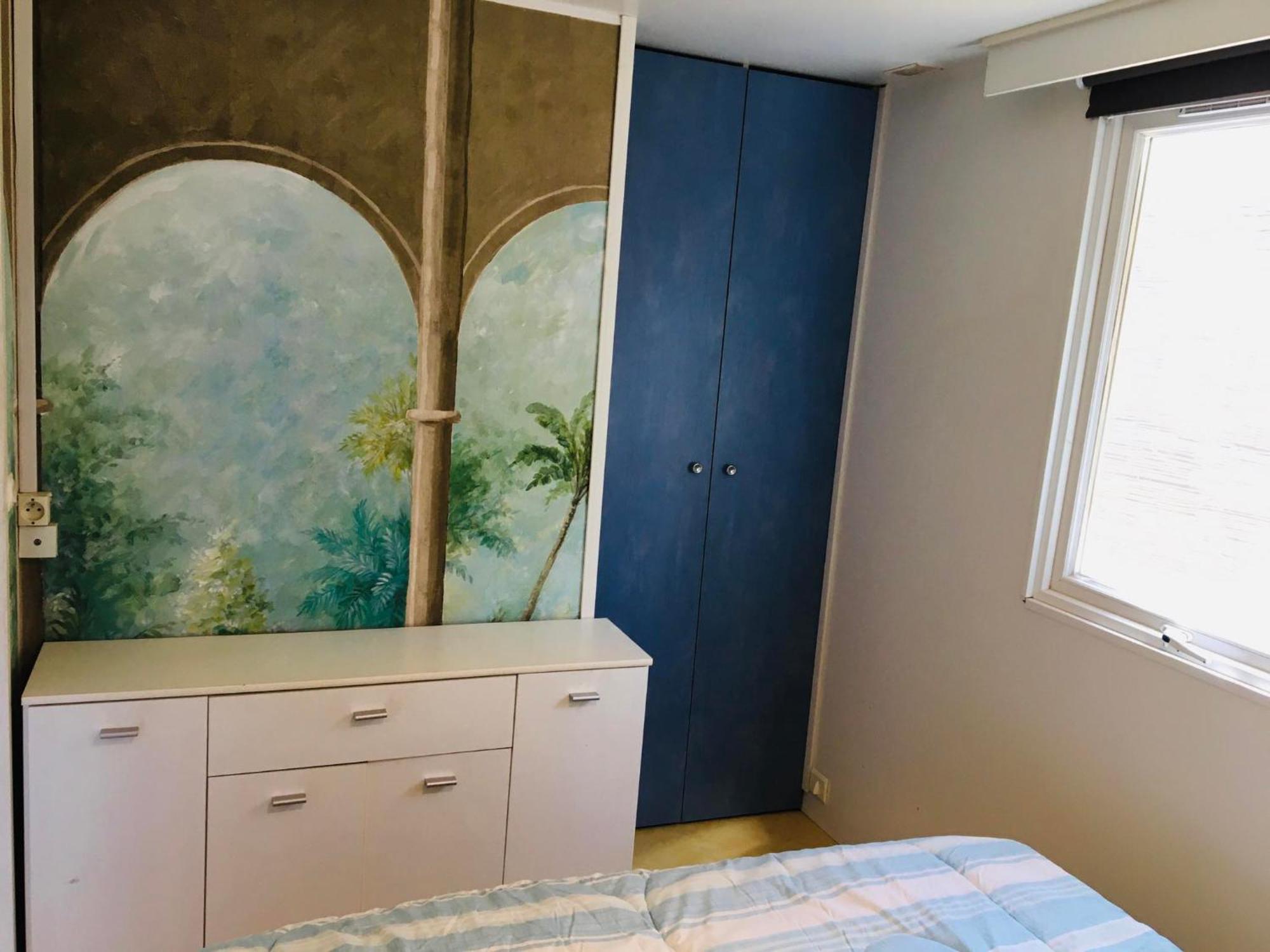 Mobil-Home Avec Grand Jardin เซริญญ็อง ภายนอก รูปภาพ