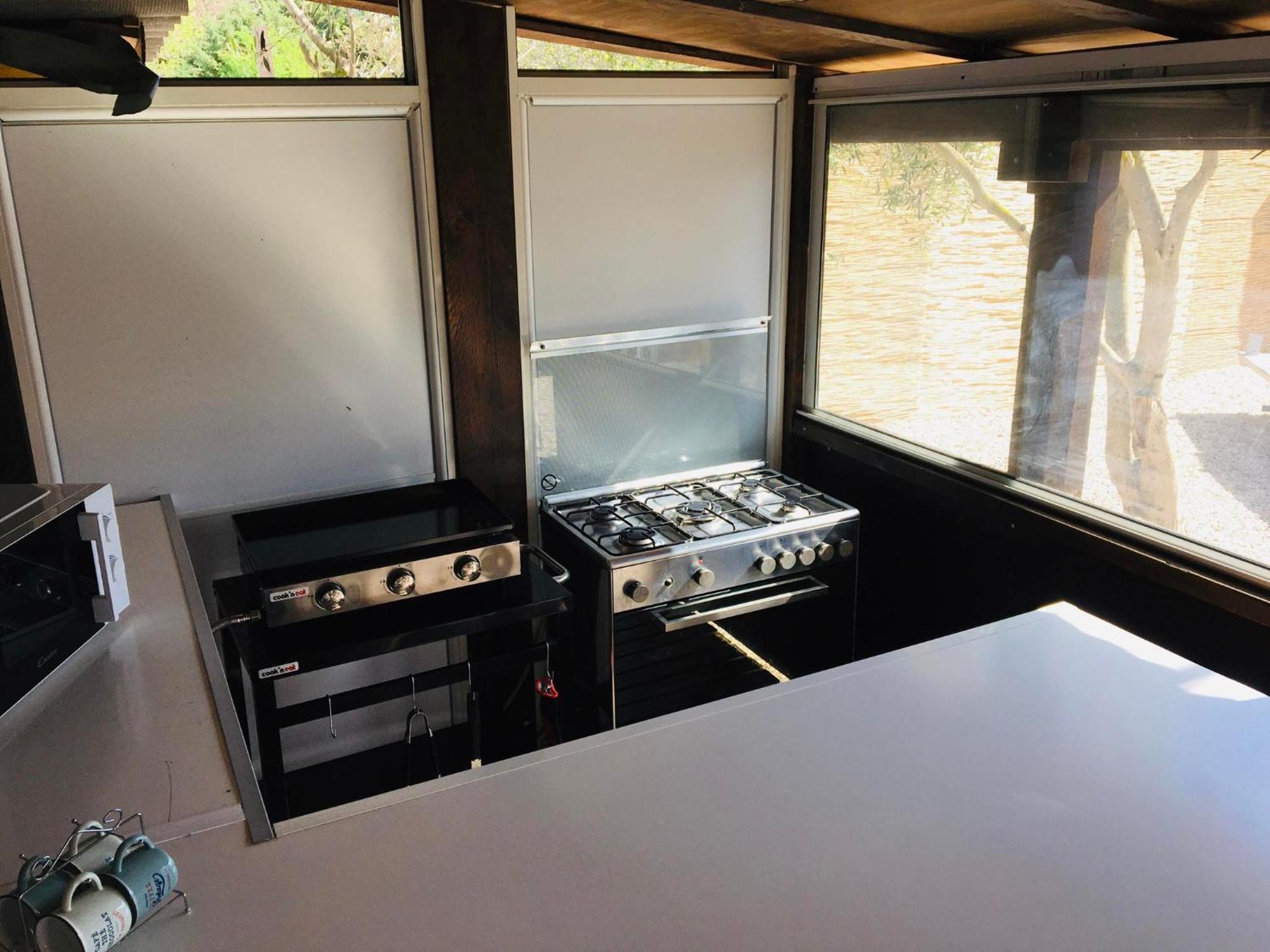 Mobil-Home Avec Grand Jardin เซริญญ็อง ภายนอก รูปภาพ